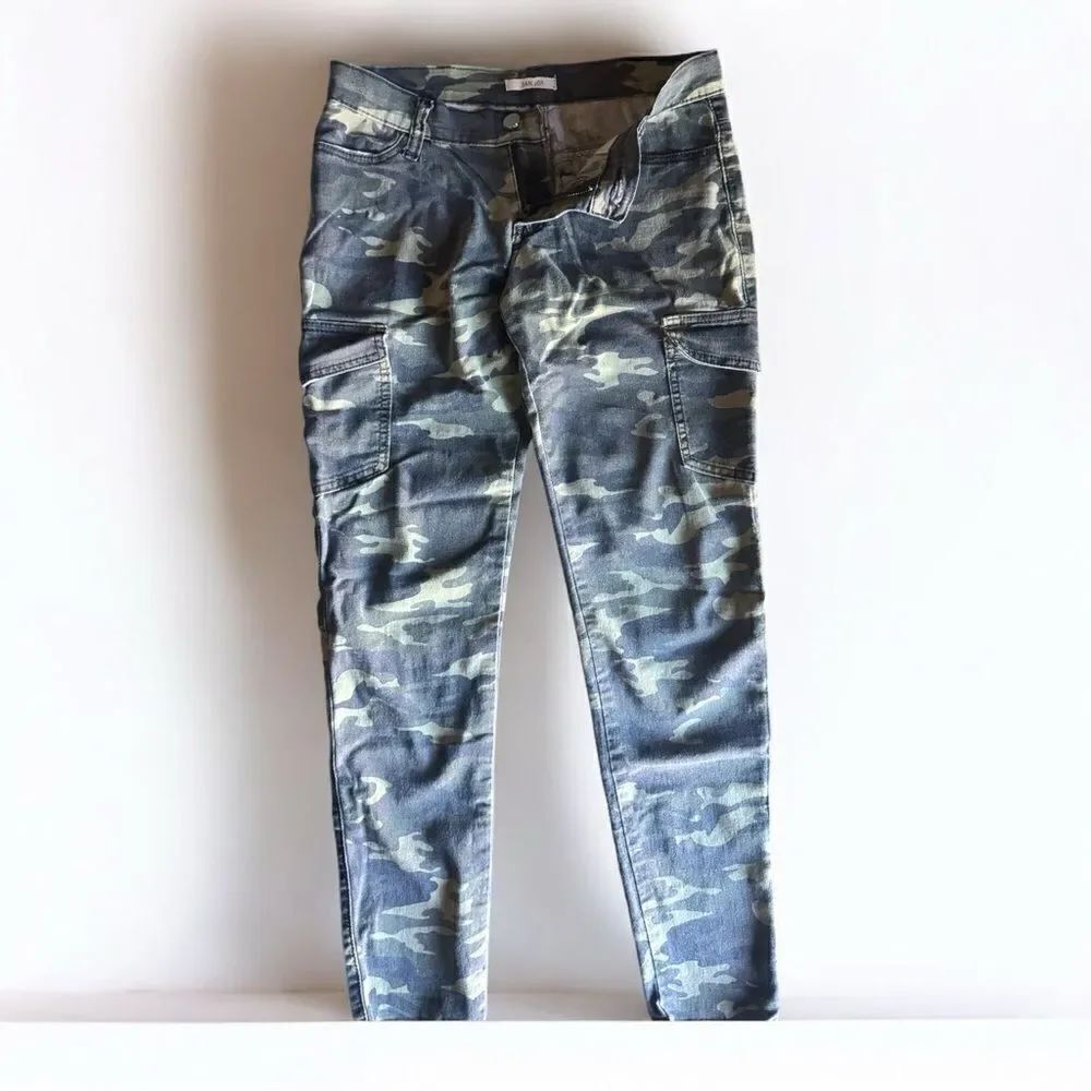 San Joy l Cami Jeans l 6-pocket design l Button/Zip l VGUC